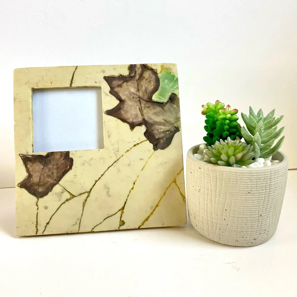 World Bazaars Stone Leaf Picture Frame